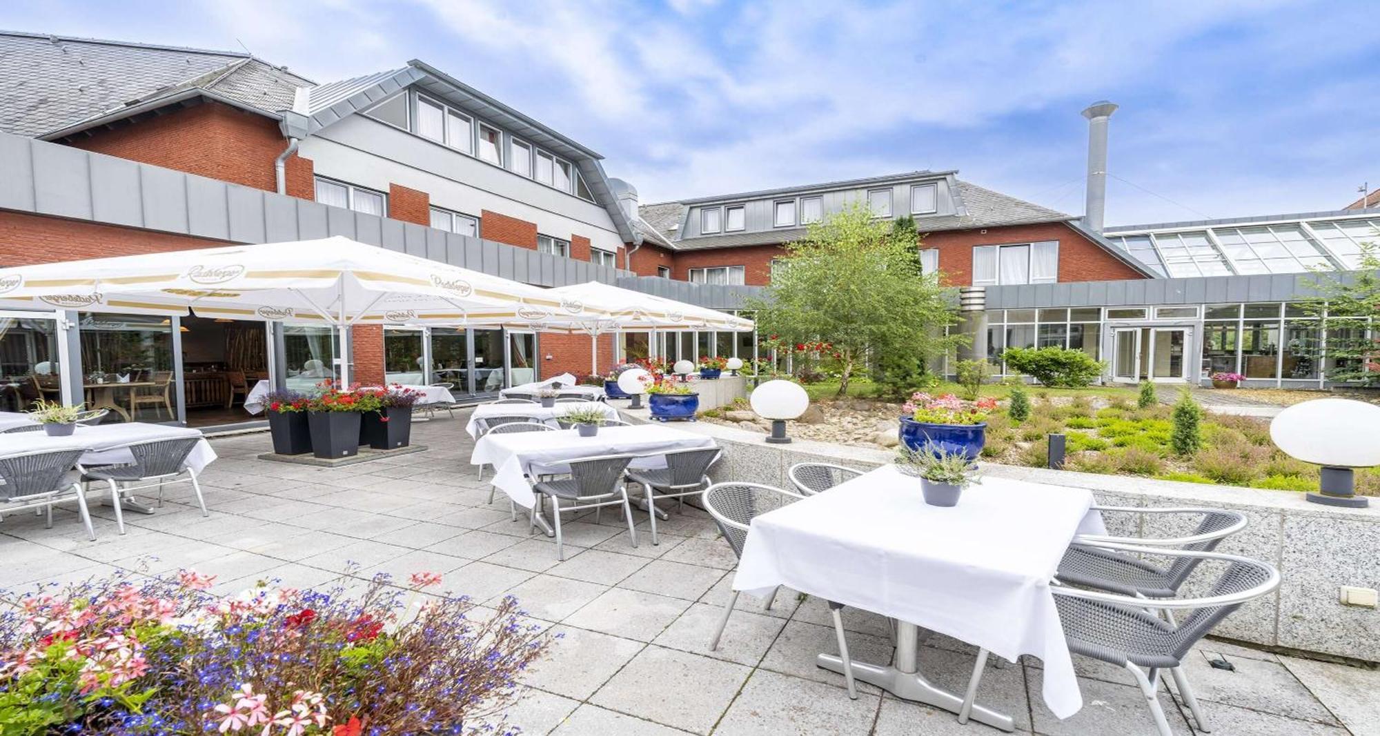 Western Heidehof Hotel 4*